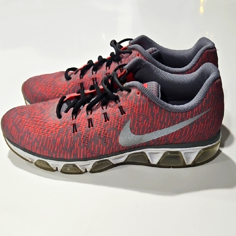Nike Tailwind 8ś Red and Gray Athletic Shoes Size 7.5